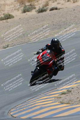 media/Apr-09-2023-SoCal Trackdays (Sun) [[333f347954]]/Turn 10 (115pm)/